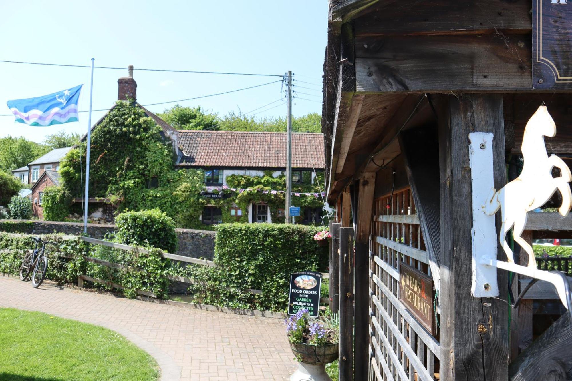 The White Horse Inn Washford Ngoại thất bức ảnh
